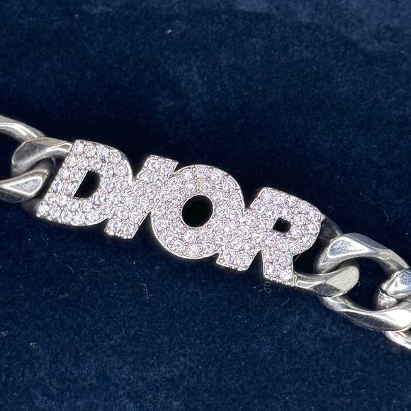 DIOR Italic Chain Link Bracelet - Picture 4 of 6